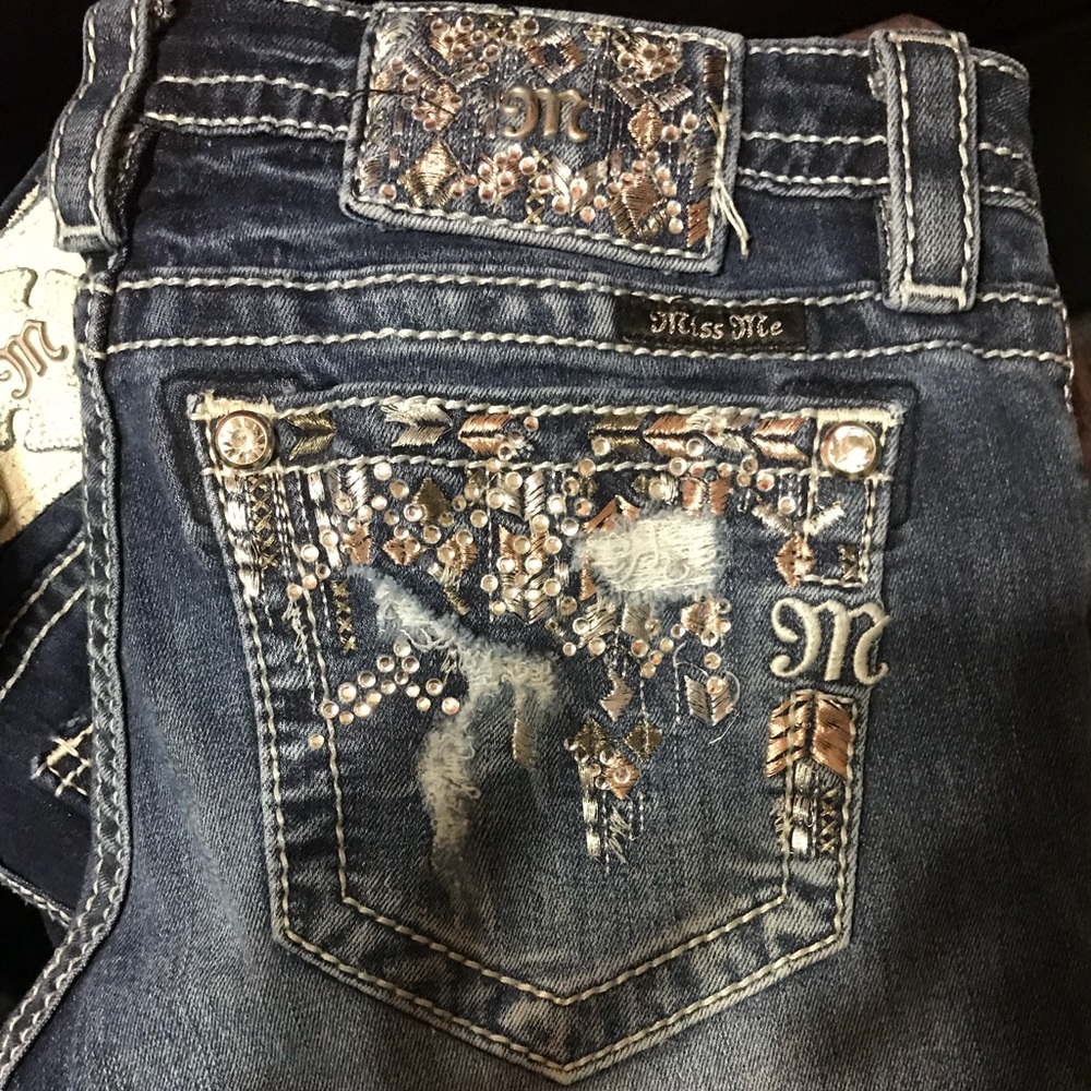 Miss me signature skinny size 26